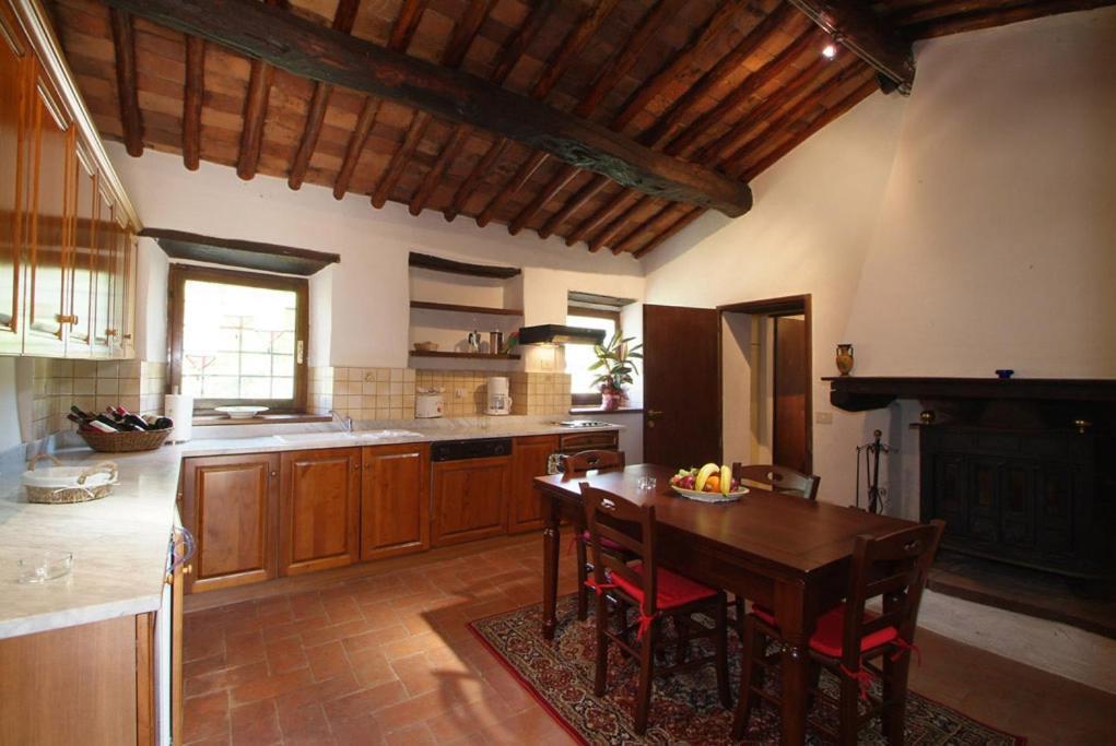 Agriturismo Vinci Gaiole in Chianti Exterior photo